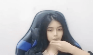 Cantik sayangnya mekinya lebar